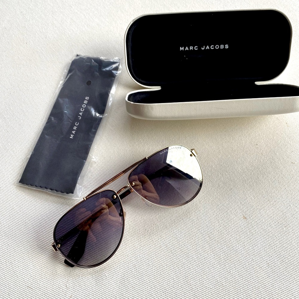 Marc Jacob’s Aviator Sunglasses